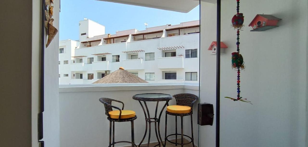Apto Na Orla Da Praia Grande Com Piscina E Garagem Arraial do Cabo Eksteriør billede